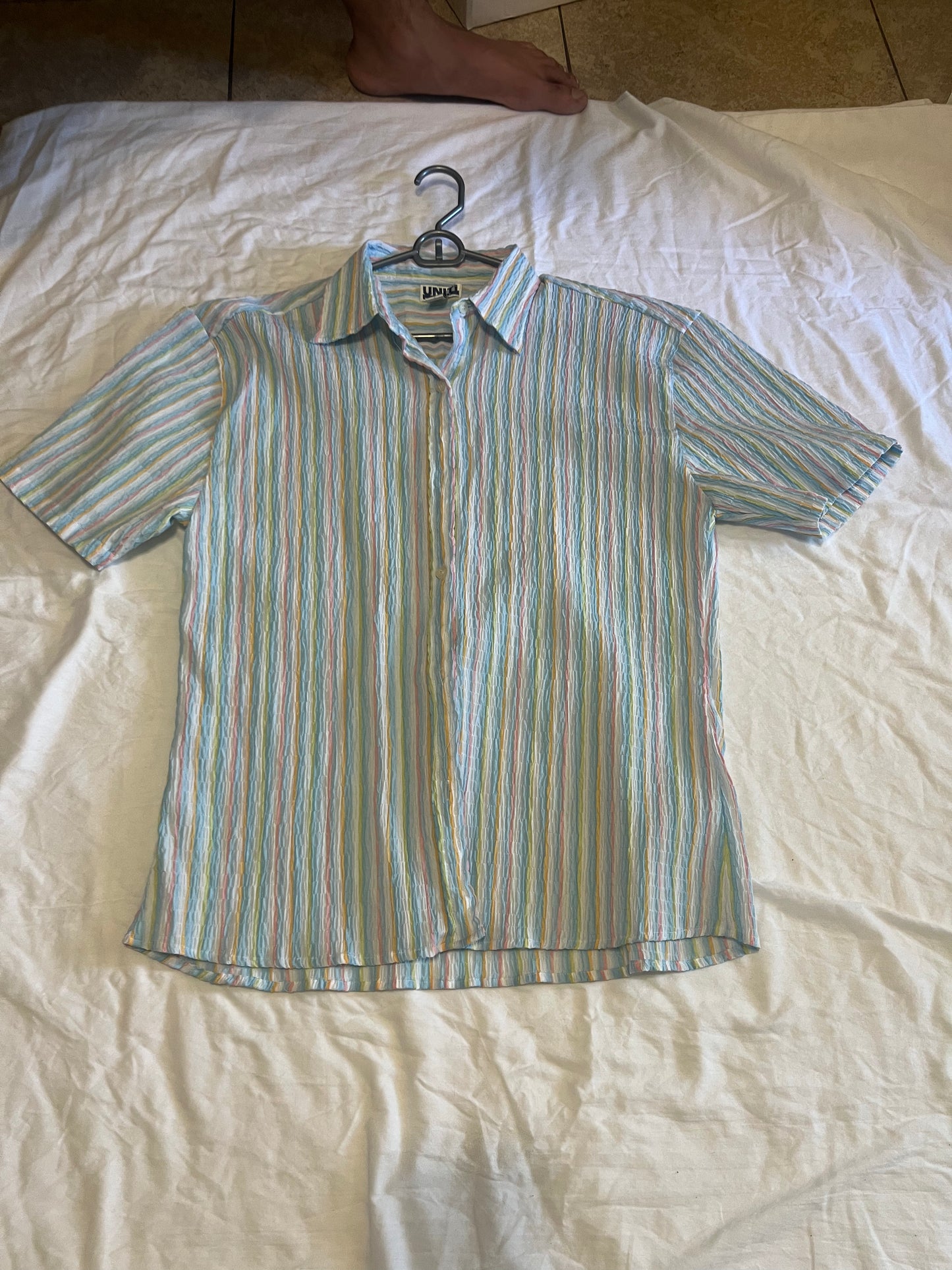 Camisa de verano colorida